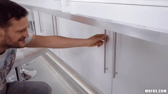 Italian babe loses in hide and seek