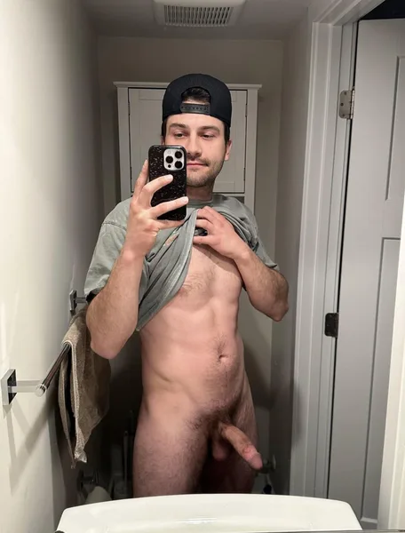 Who likes backwards hats
