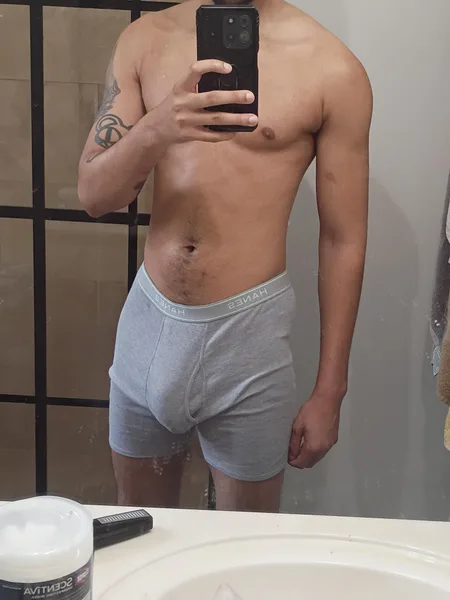 26 Straight Hanes package