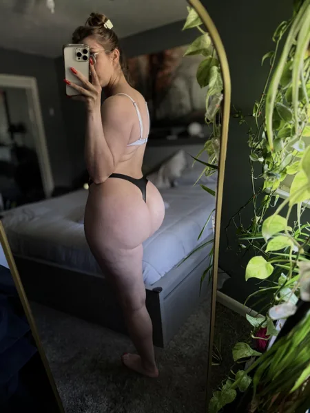 my ass is craving to be squeezed while sitting on a big cock