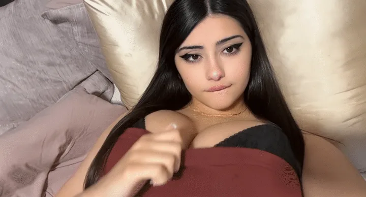 A beautiful Latina who always love to reveal her natural big