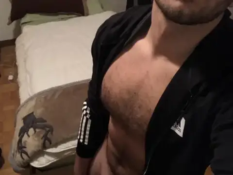 Any lovers of italian cock?!
